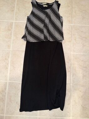 Chalet Black and Gray Sleeveless Layered Dress